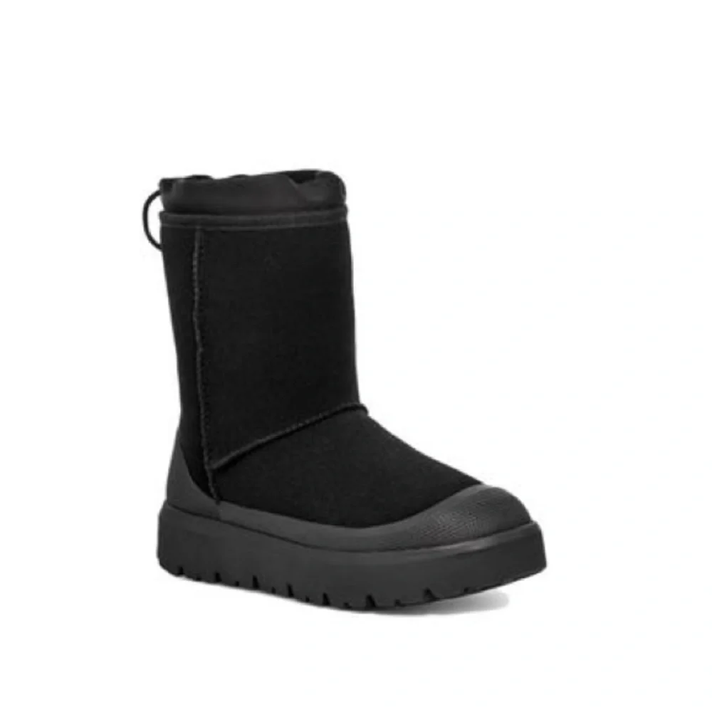 UGG- Men's Classic Short Weather Hybrid Boot